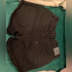 Levi’s ribcage shorts